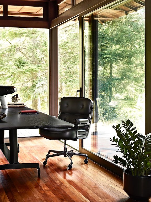 Eames Ejecutiva 2